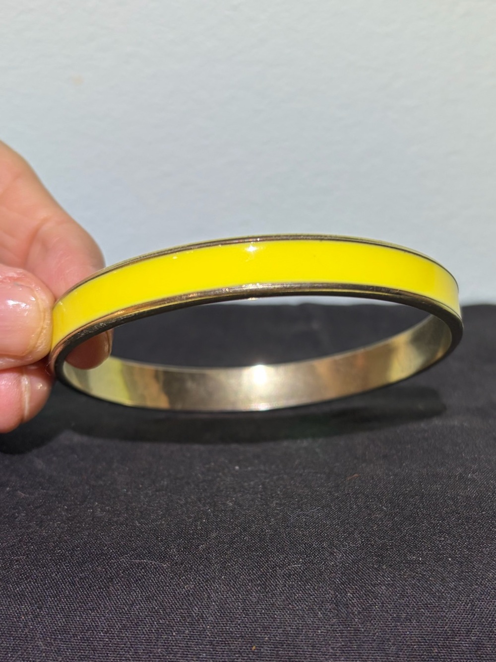 Like New Sunny Yellow Enamel Stackable Bangle Bracelet